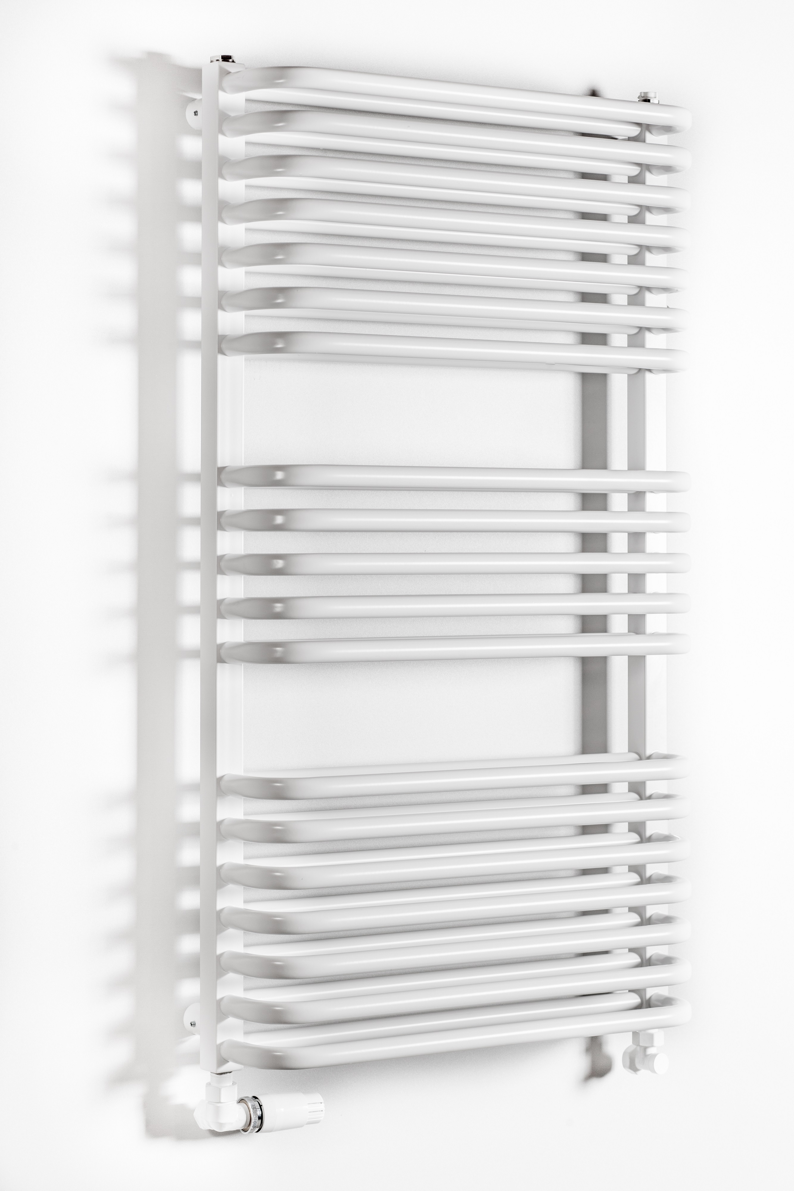 Darmowa Dostawa - Grzejnik łazienkowy 53x140 cm Luxrad Salto Max SAM14005309003