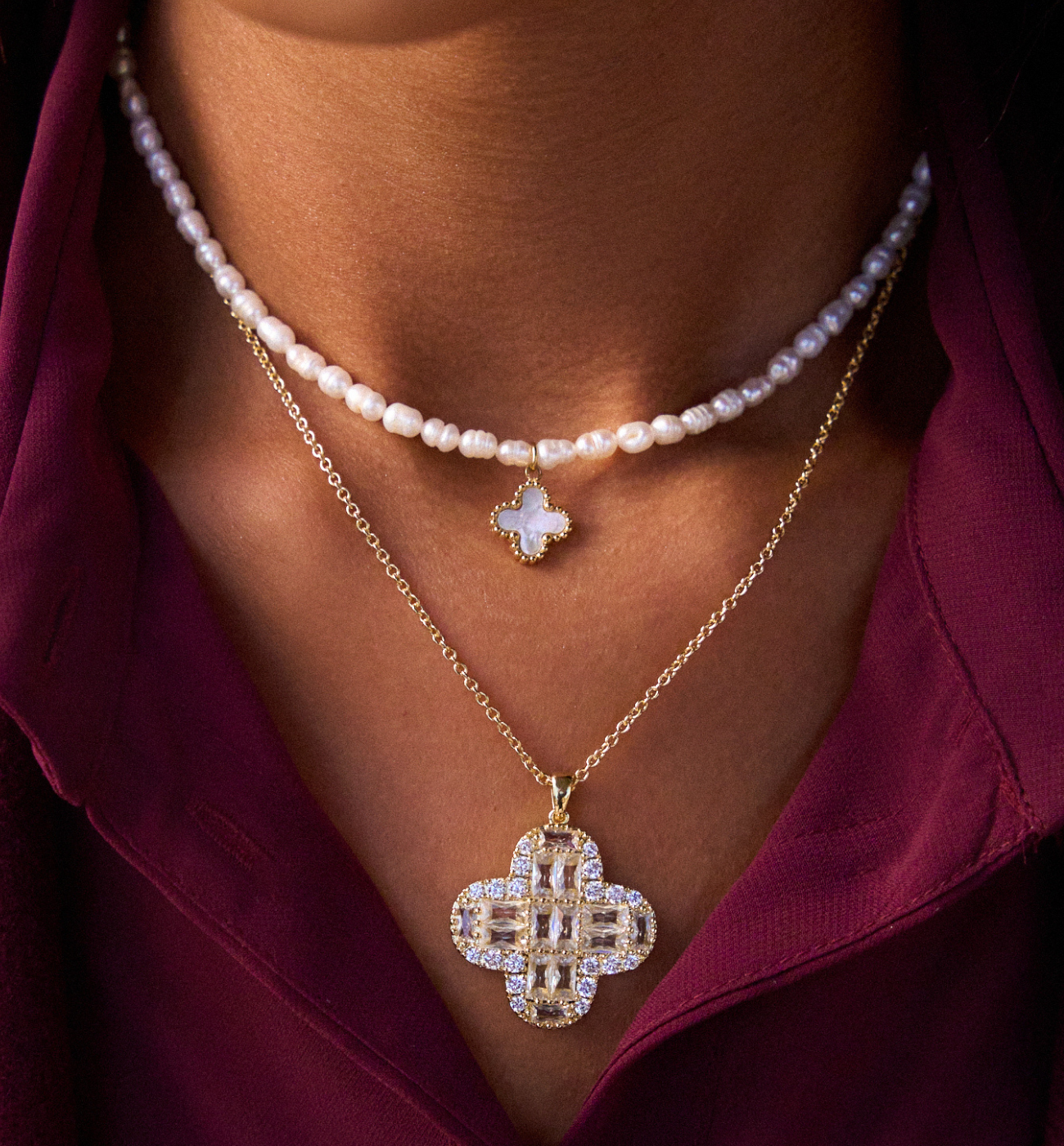 Naszyjnik złoty z kryształową koniczynką Cristal Clover - By Dziubeka