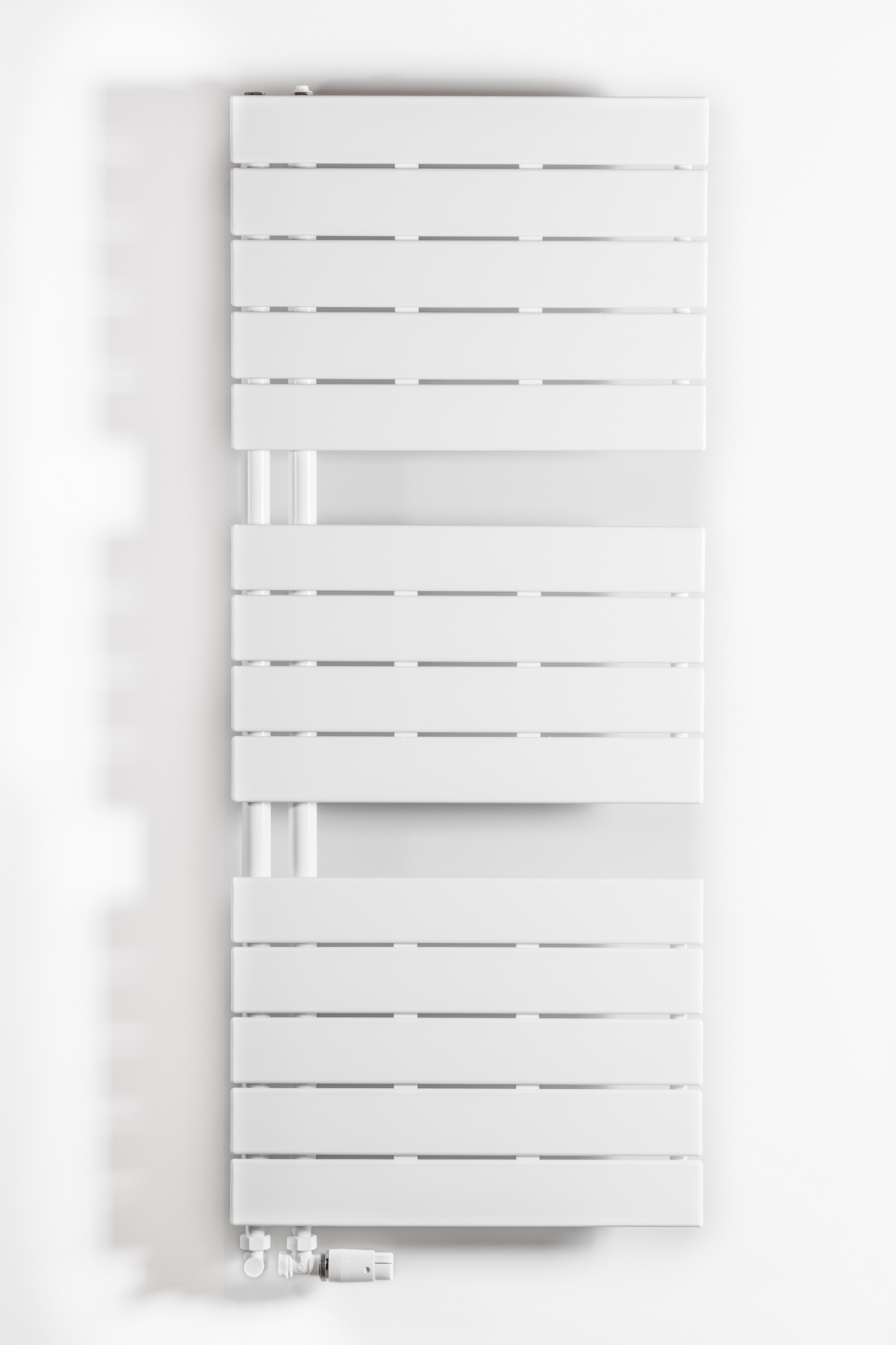 Luxrad Atakama grzejnik łazienkowy 149,5x70 cm biały ATA14957009003