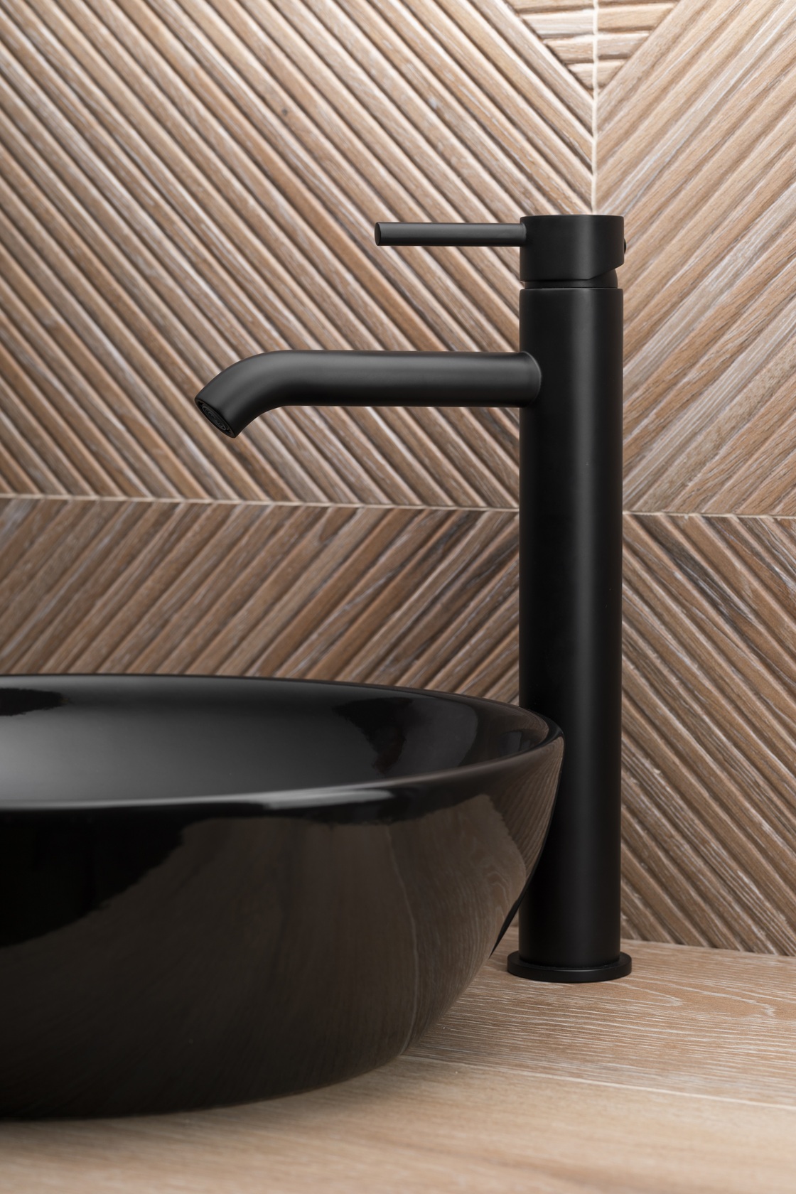 KFA Armatura Moza Black bateria umywalkowa stojąca czarny mat 5032-612-81
