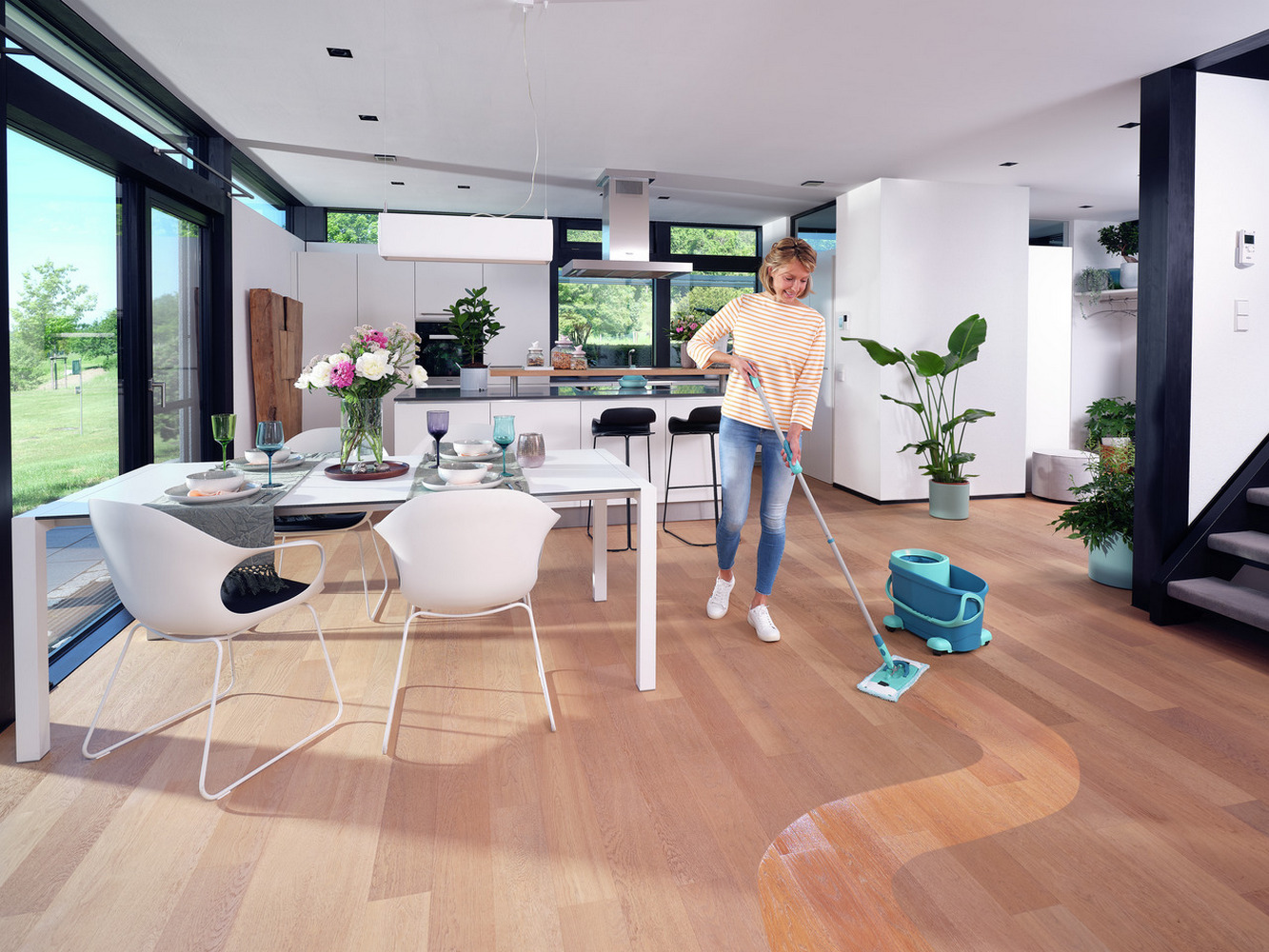Leifheit Clean Twist M Ergo mop z wiadrem na kółkach 52121 - Wysyłka w 24h