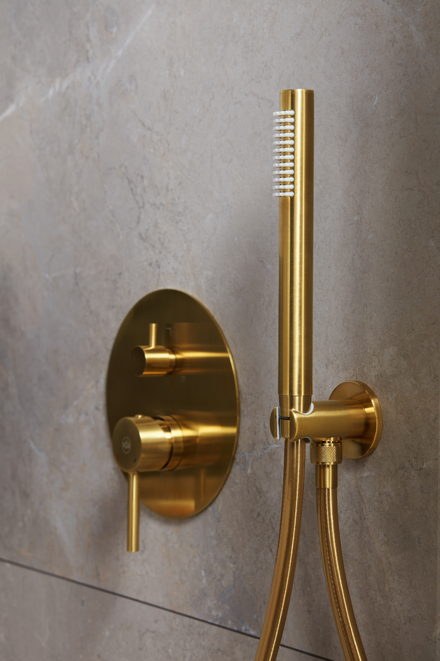 KFA Armatura Moza Gold zestaw wannowy podtynkowy złoty szczotkowany 5039-401-31