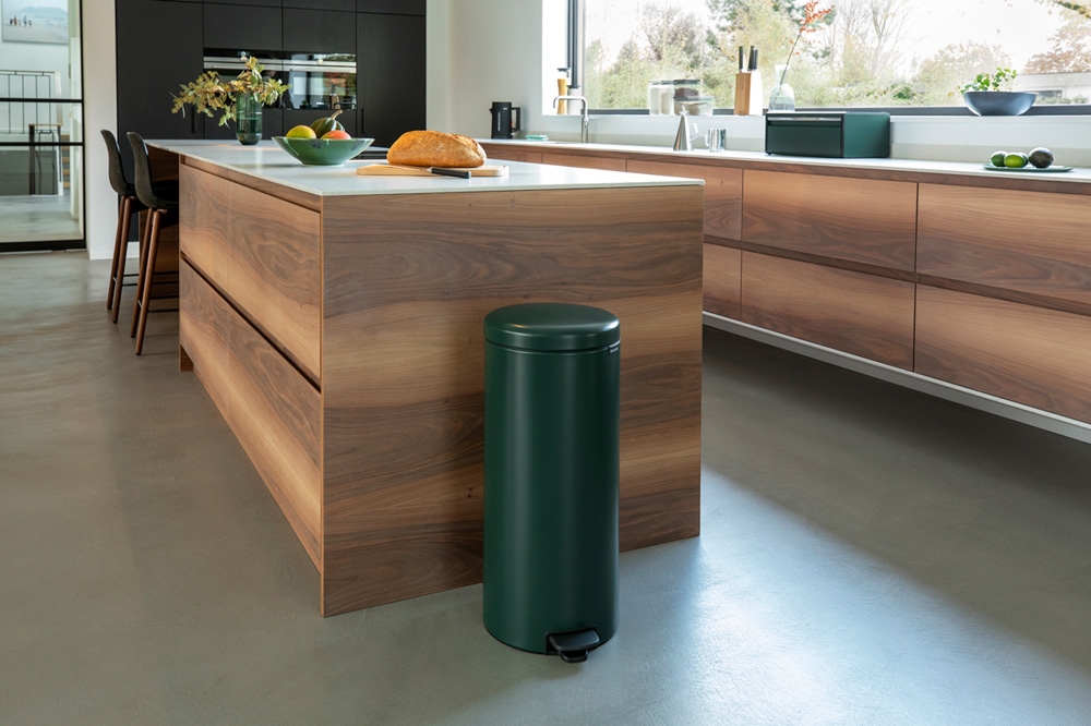 Brabantia NewIcon kosz na śmieci 30 l pedałowy zielony 304088