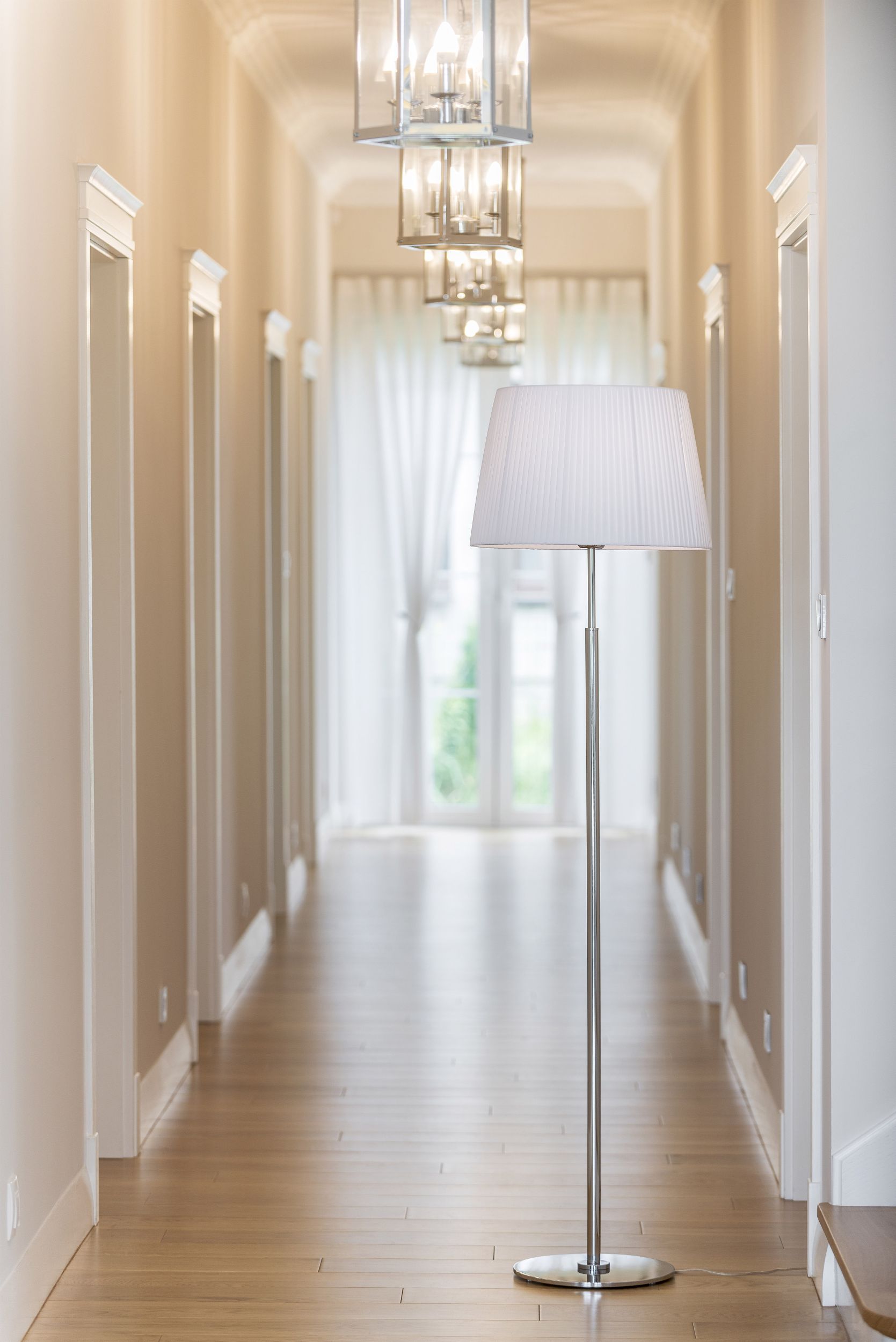 Argon Asti lampa stojąca 1x15W biały/chrom 3849