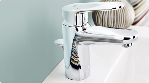 Grohe Europlus bateria umywalkowa z wyciąganą wylewką chrom 33155002