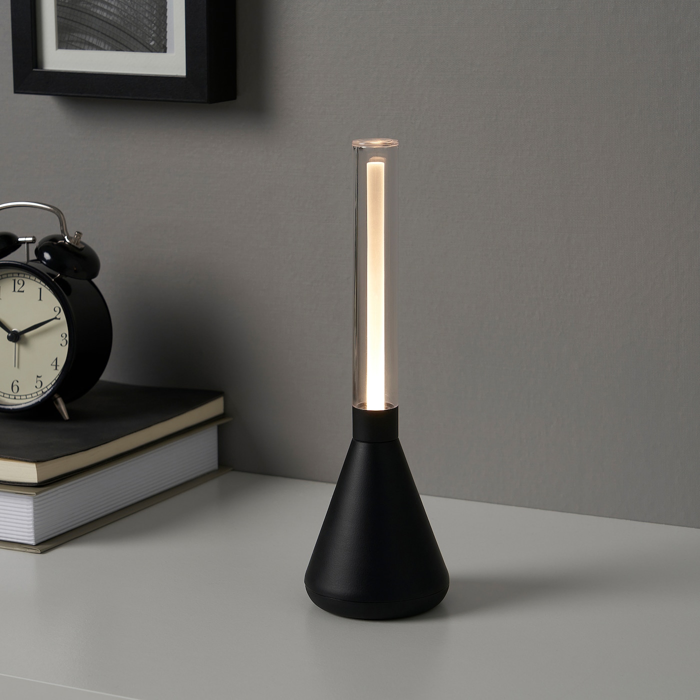 IKEA BJÖRKSPIREA oświetlenie dekoracyjne LED, czarny w kształcie rurki, Wysokość: 25 cm