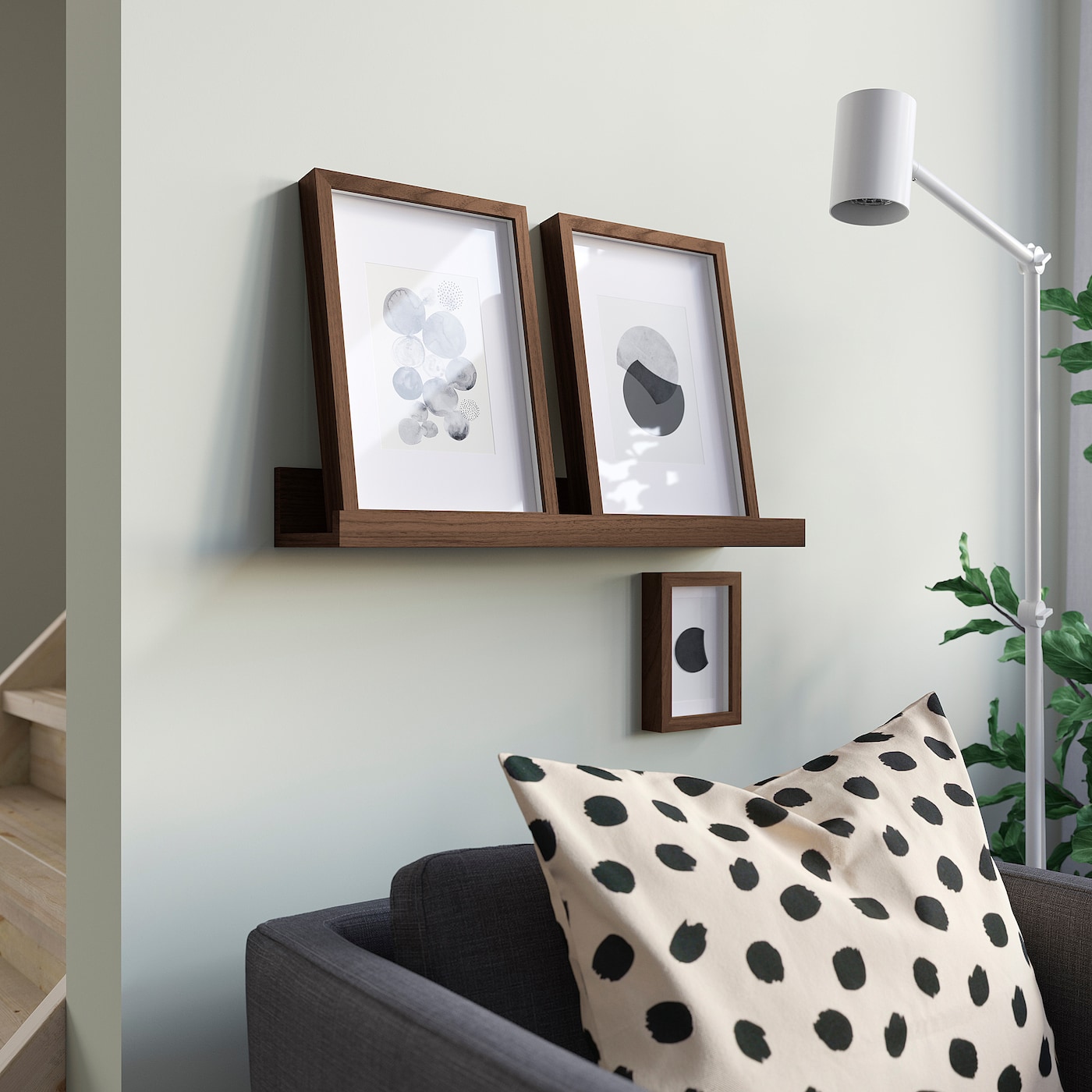 IKEA MOSSLANDA półka na zdjęcia, orzech, 55 cm