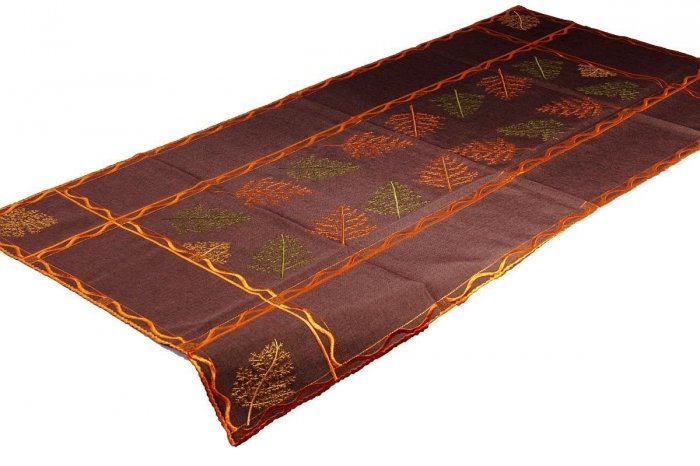 Obrus Haftowany Bruna 1356 150x300cm kolor: brązowy