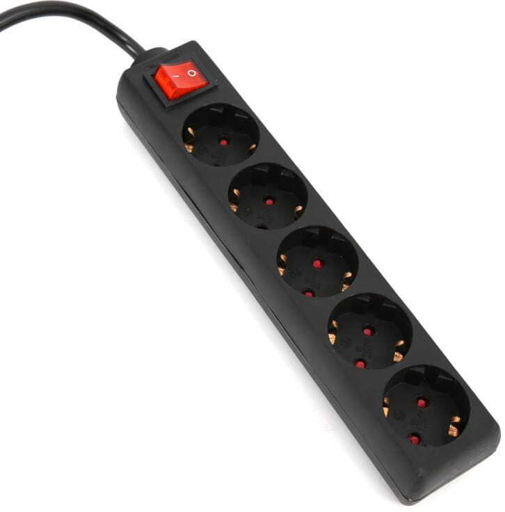 Listwa zasilająca Omega Extension Cord, 5m, 5 gniazd typu F, czarny