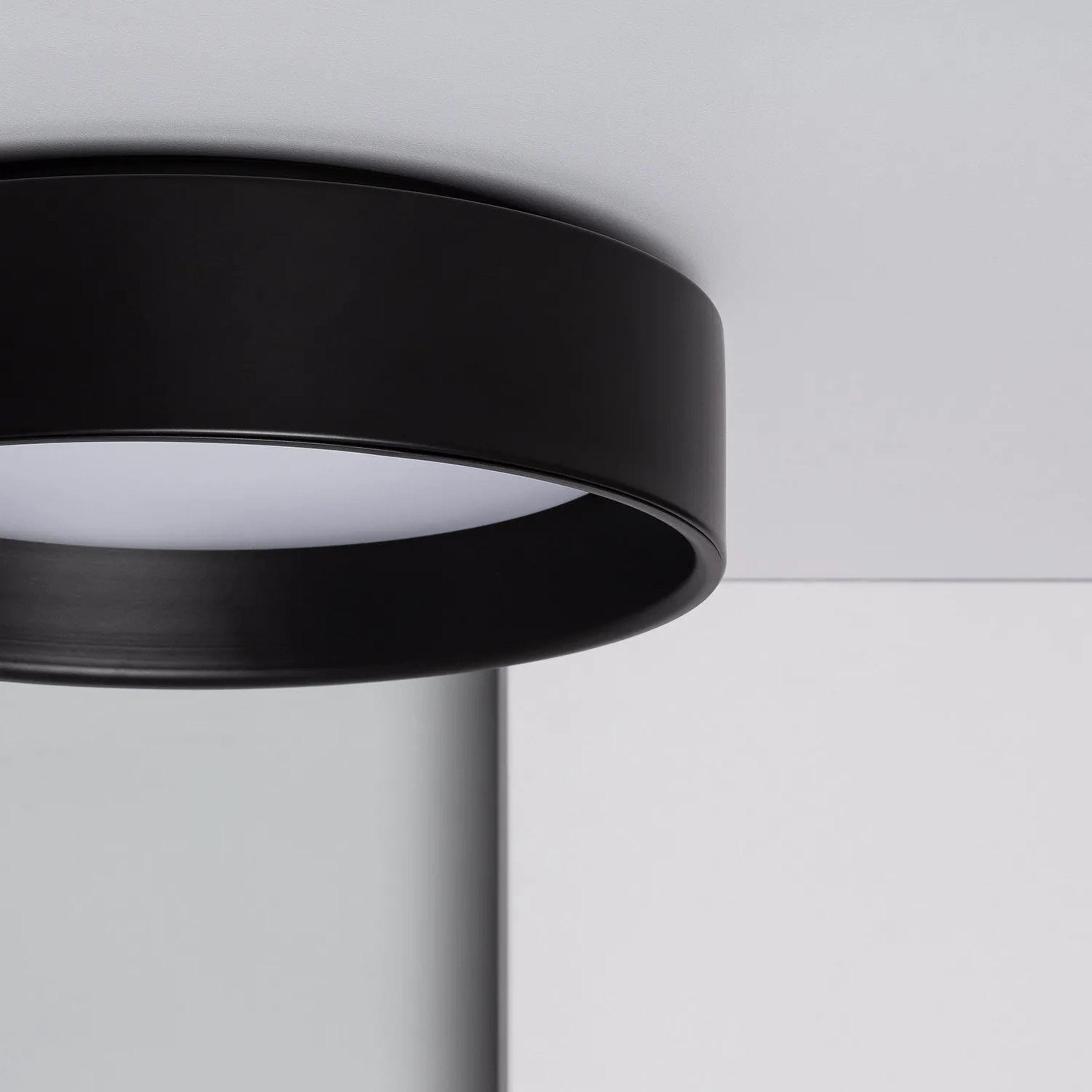 Abruzzo Nero plafon 1x15W LED czarny ABR-PLON-15W-CCT