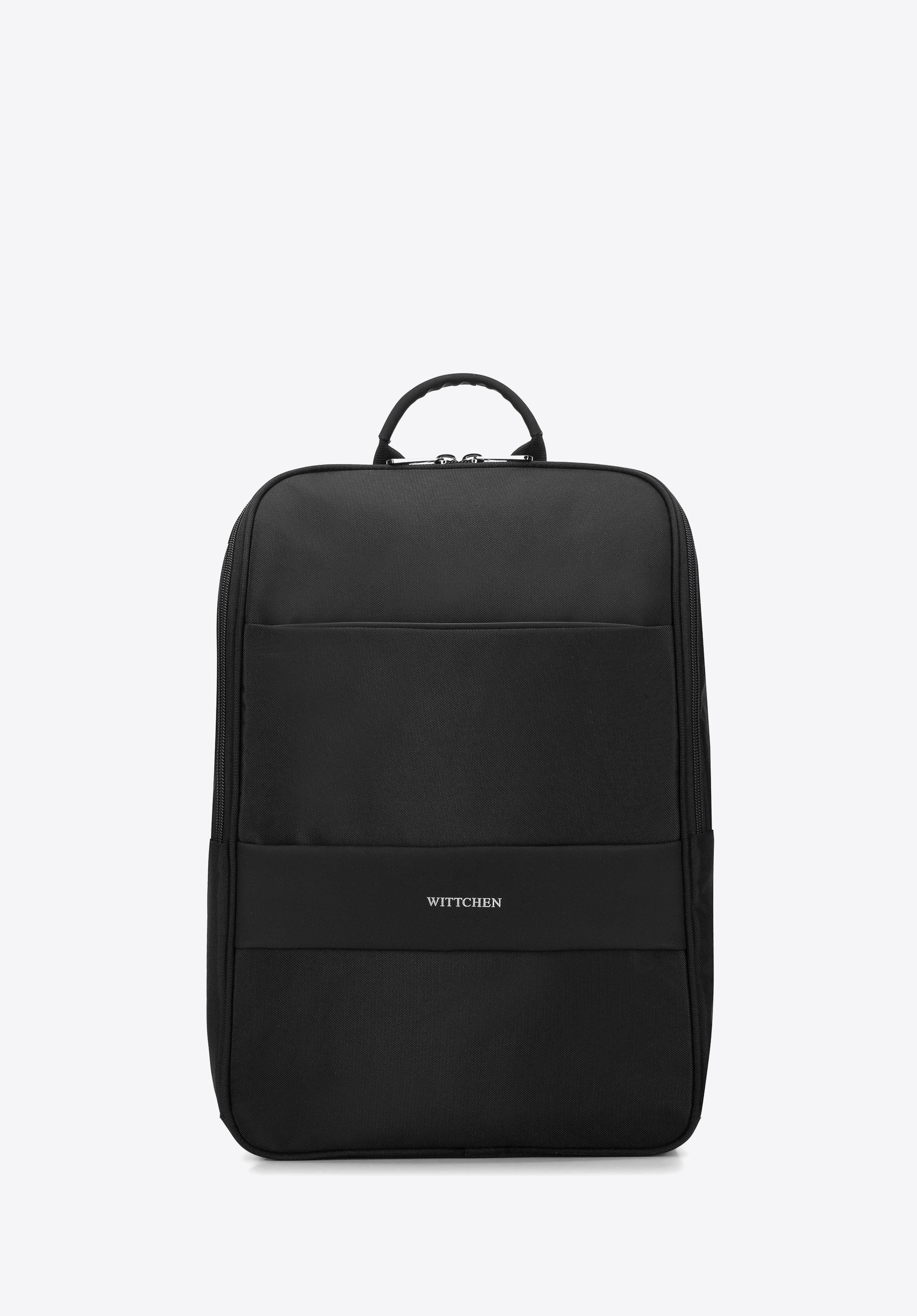 Męski plecak na laptopa 15,6” z zaokrągloną klapą czarny