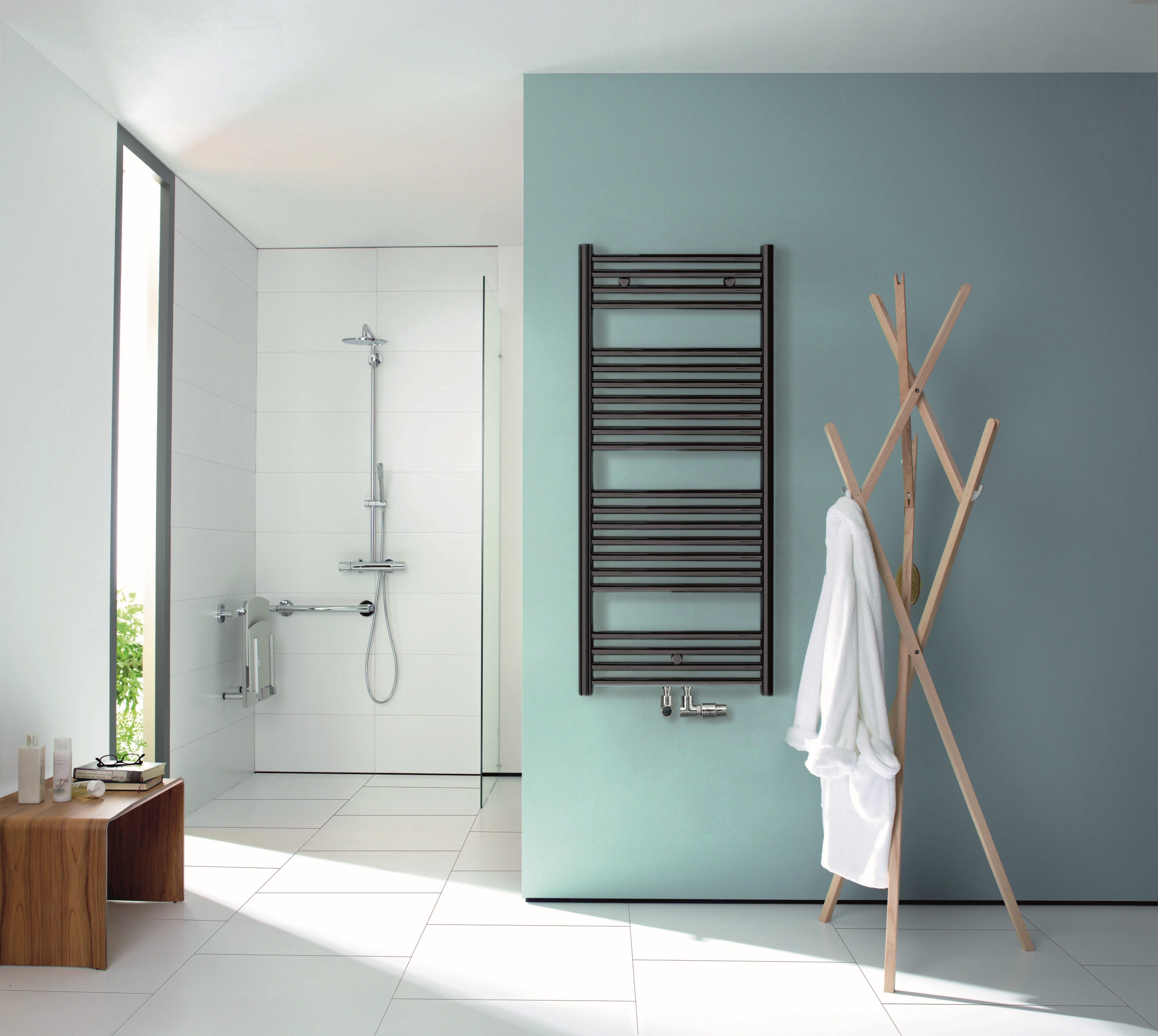 Darmowa Dostawa - Grzejnik łazienkowy 50x146.6 cm Zehnder Klaro ZSL150050