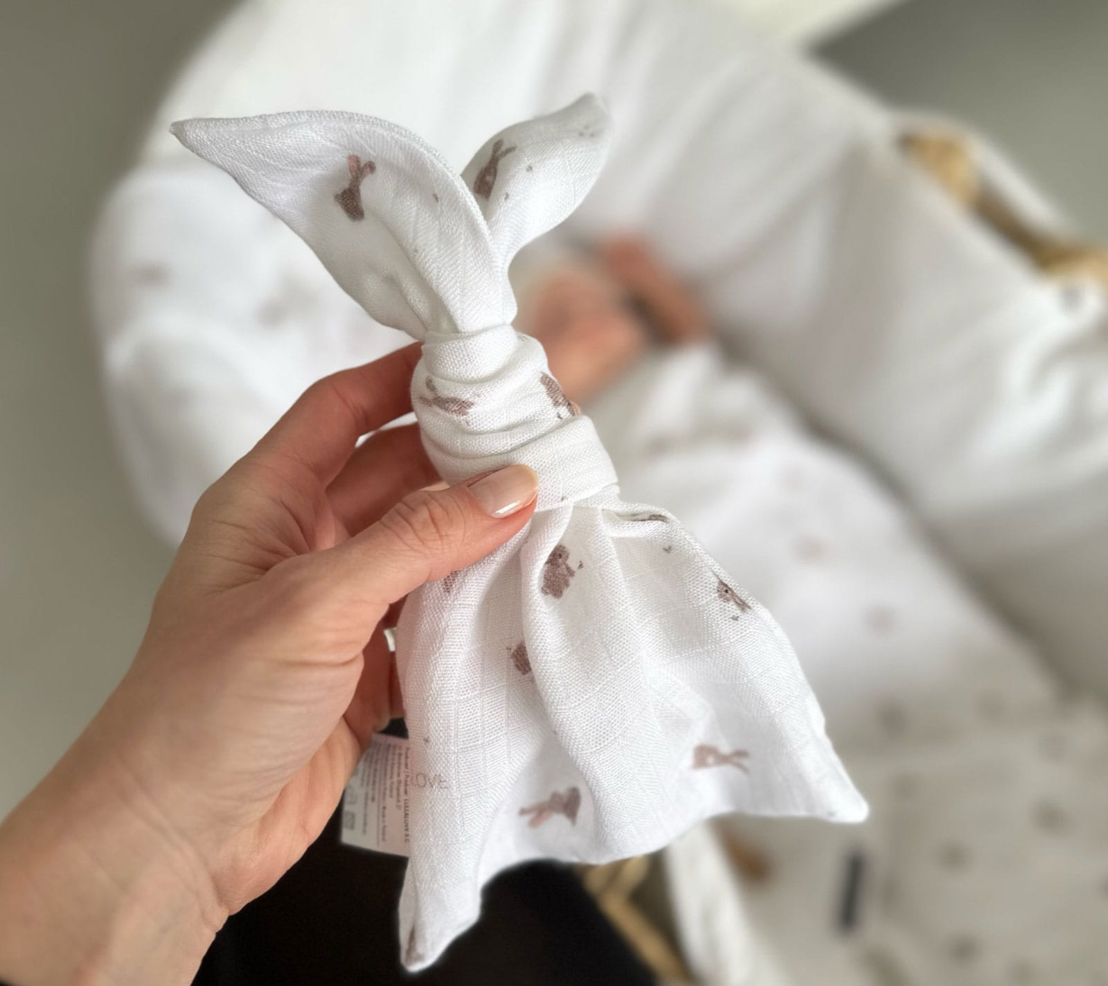 Lullalove, Doudou - beżowe króliczki