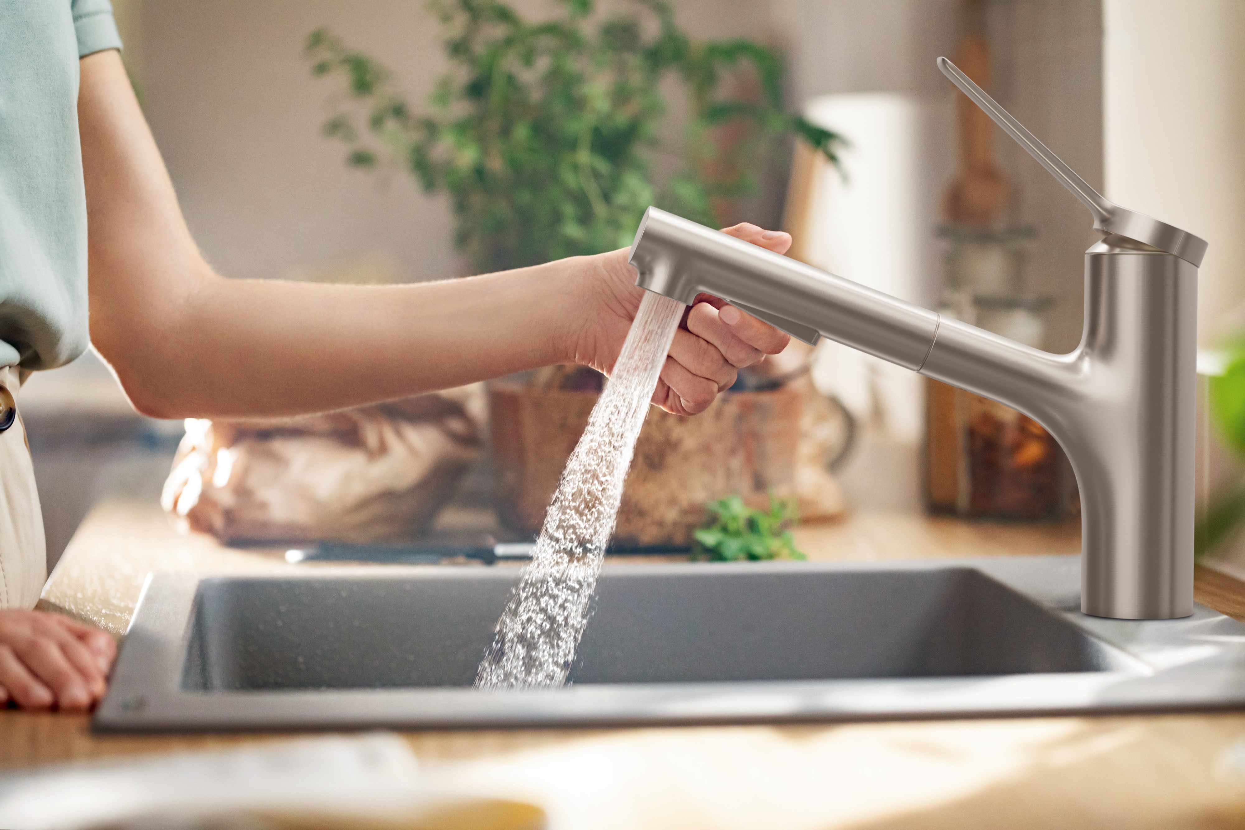 Hansgrohe Zesis M33 bateria kuchenna z wyciąganą wylewką stojąca stal szlachetna optyczna 74804800