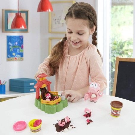 Ciastolina PLAY-DOH FARMA BŁOTNE ŚWINKI E6723 PUD4
