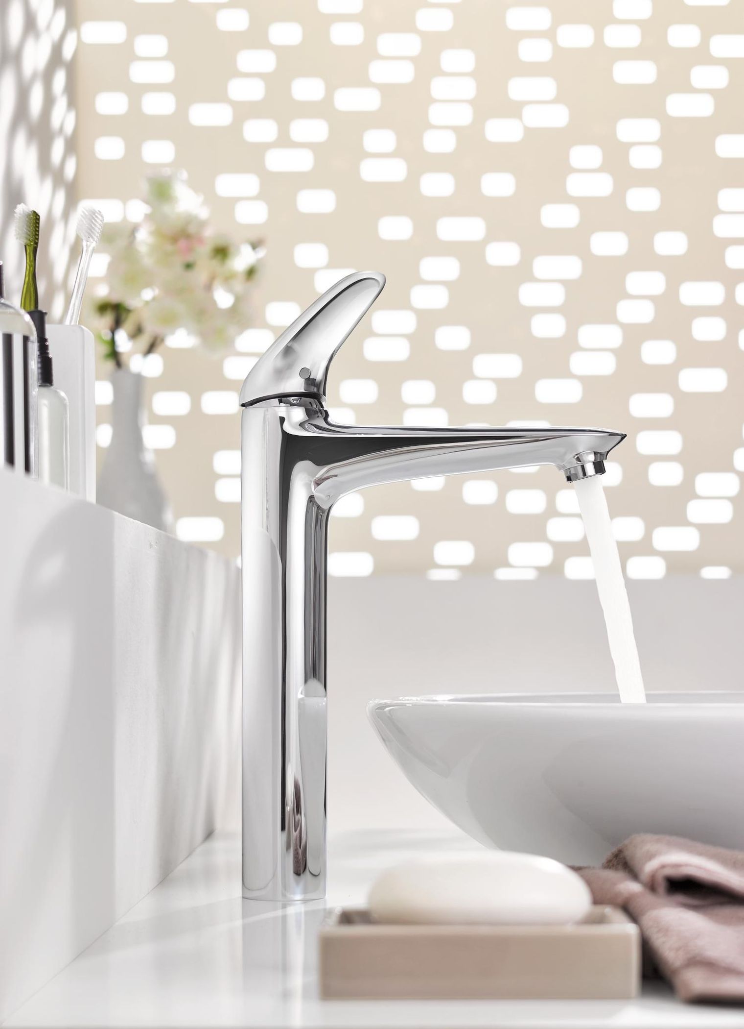 Grohe Eurostyle New bateria umywalkowa stojąca wysoka chrom 23719003