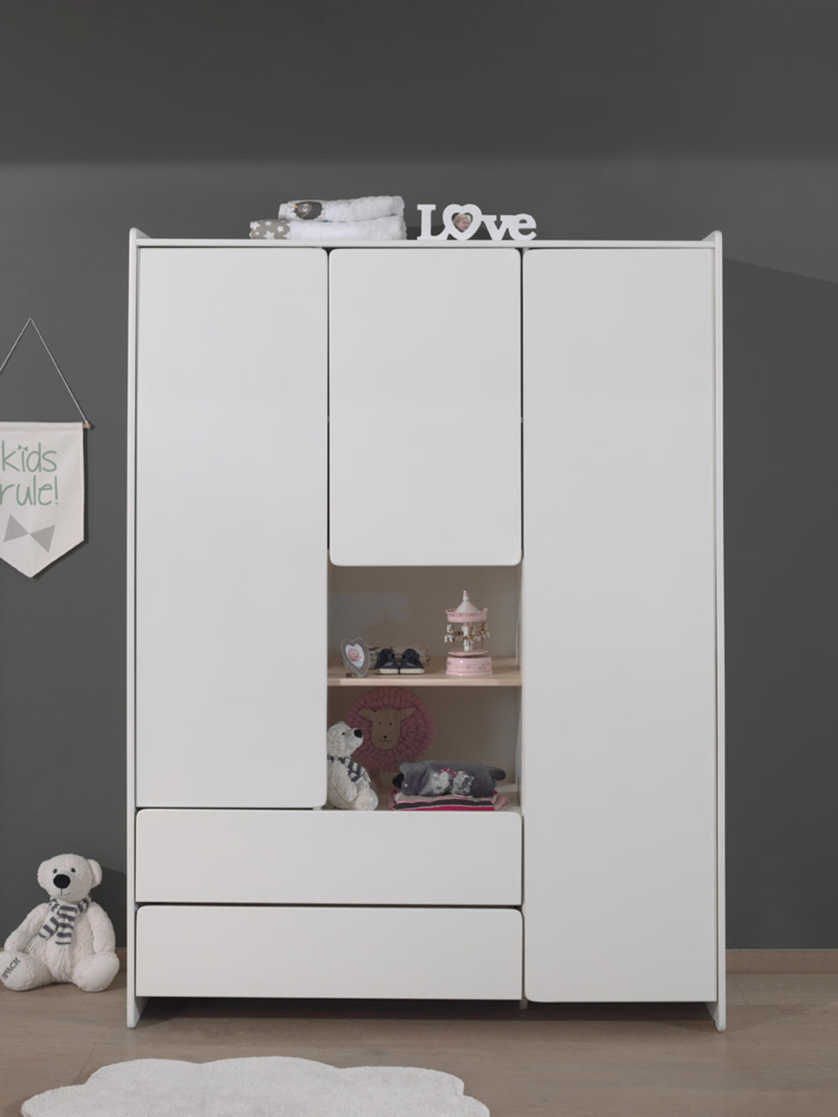 Biała szafa trzydrzwiowa Kiddy