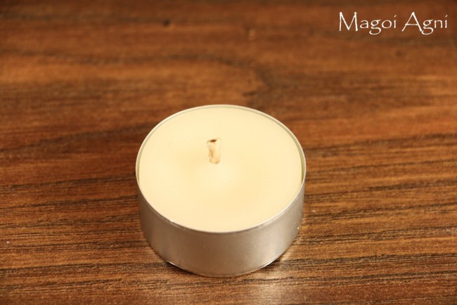 Tealight - świeca z wosku herbaciarka - biała