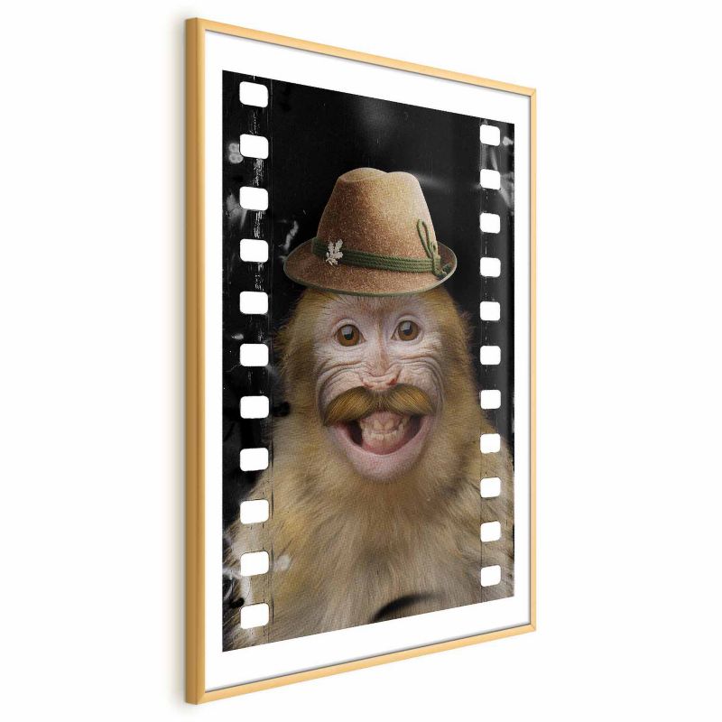 Plakat Artgeist Małpa w kapeluszu 29,7x42 cm z ramą złotą 1 szt