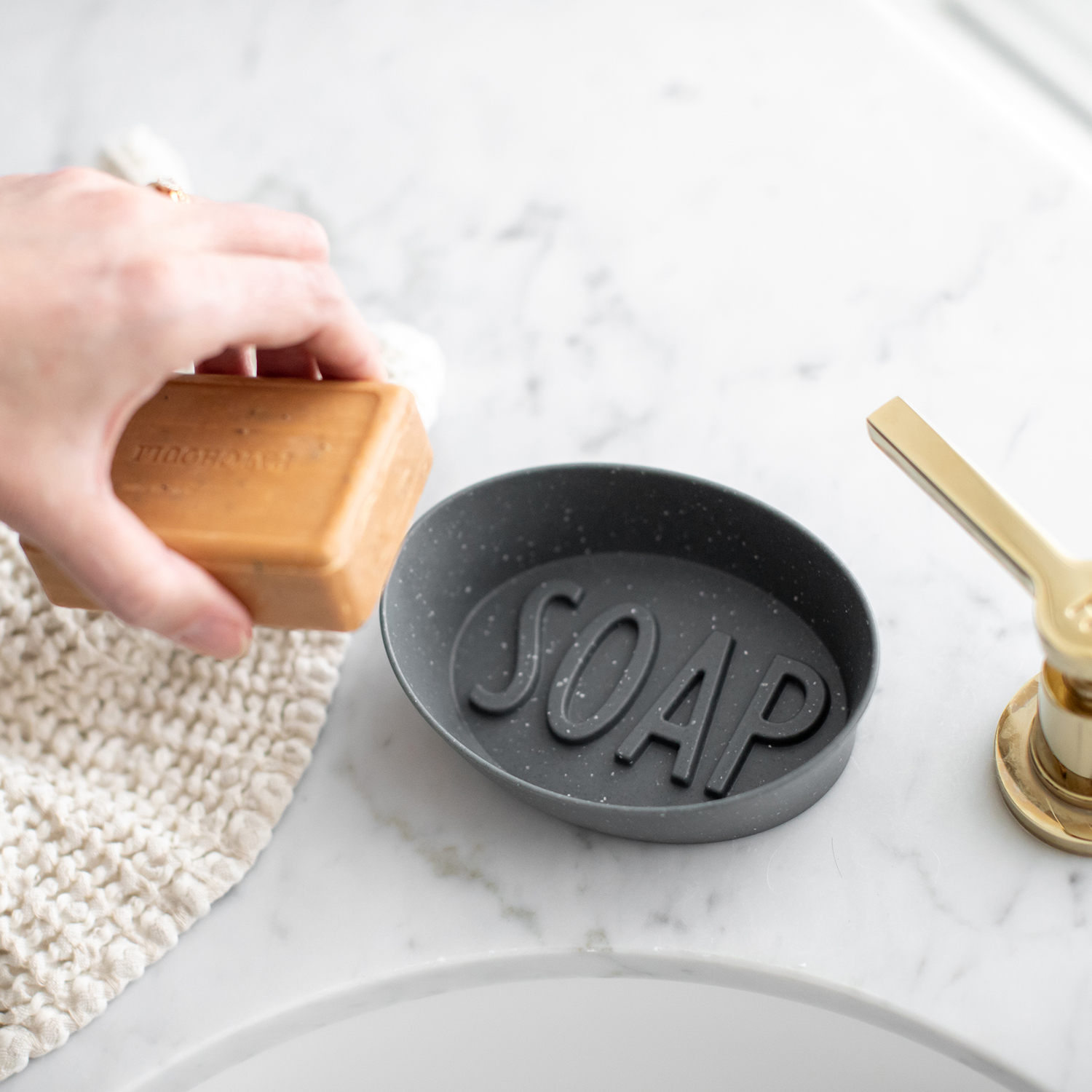 Koziol Soap mydelniczka szara 1413120 - Wysyłka w 24h