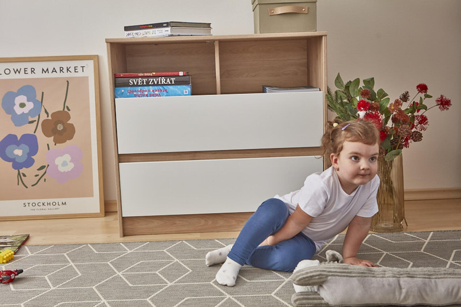 Komoda dziecięca w skandynawskim designie Shelter, oak