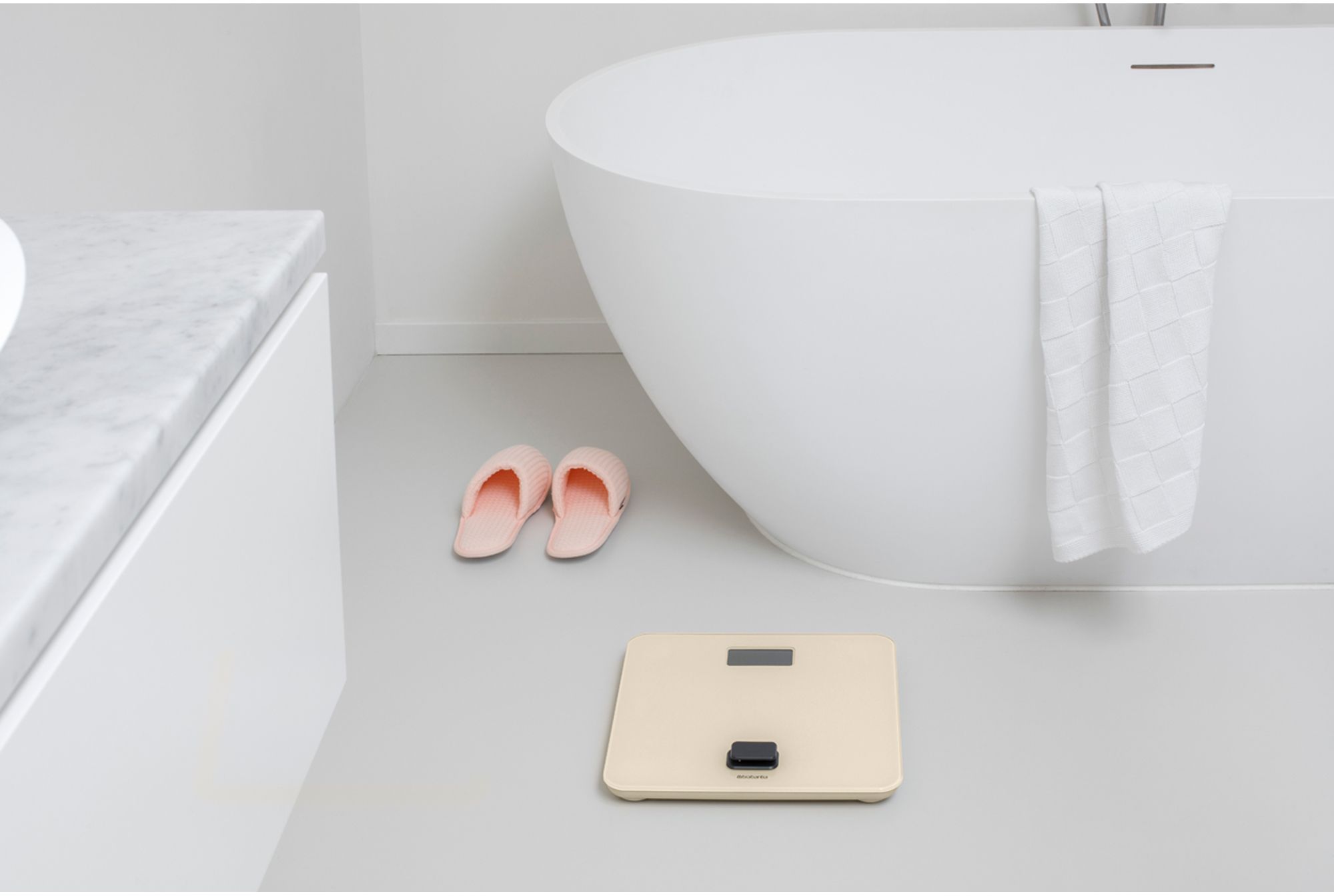 Brabantia ReNew waga łazienkowa bezbateryjna beżowy/czarny 223525