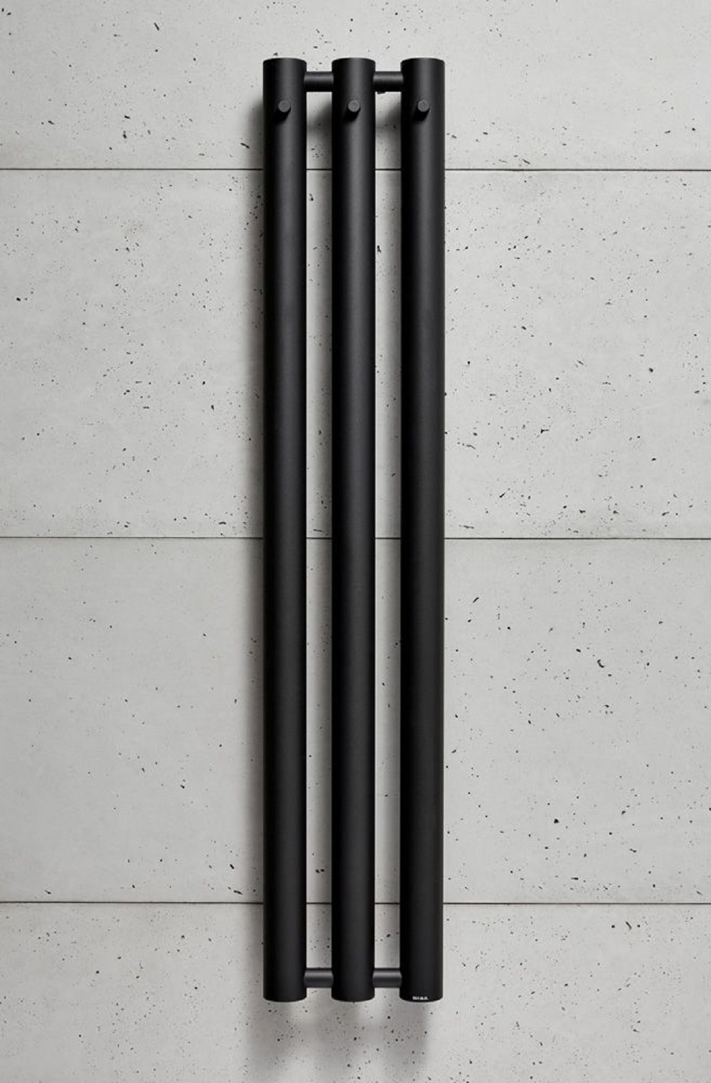 P.M.H. Rosendal Massive grzejnik łazienkowy 29,2x150 cm chrom R70/3C