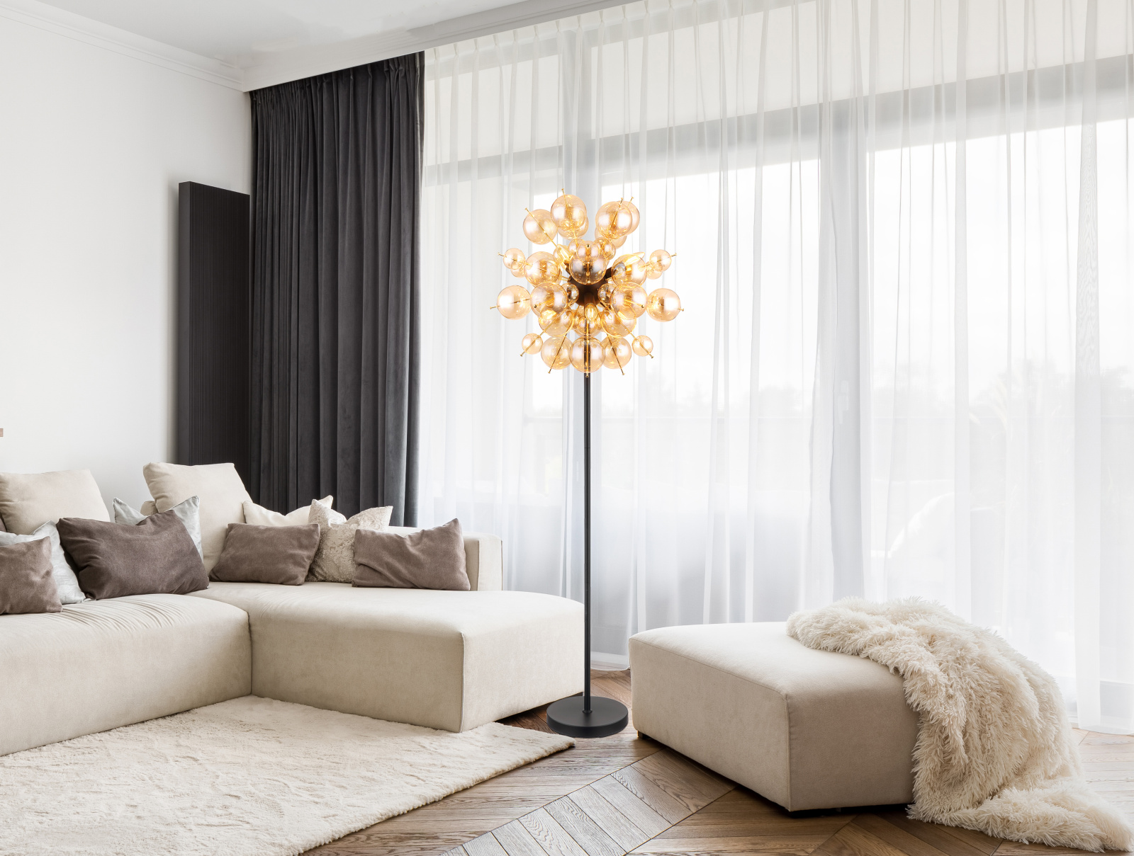 Globo Lighting Udo lampa stojąca 6x25 W czarna-złota-bursztynowa 15633SA