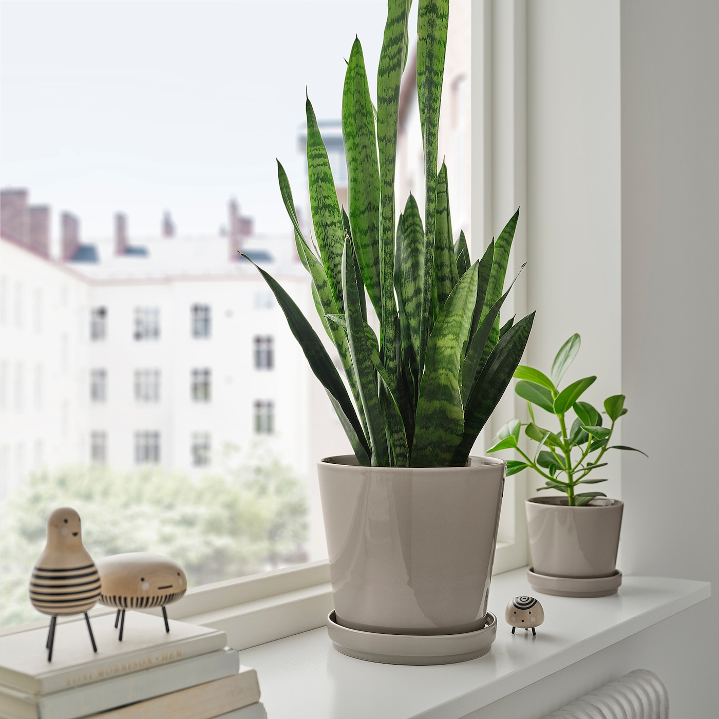 IKEA KLOTLÖNN doniczka z podstawką, do wewnątrz/na zewnątrz/szary/beż, 19 cm