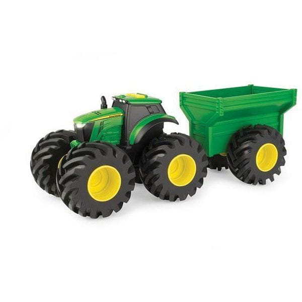 Traktor John Deere Z Przyczepą Tomy