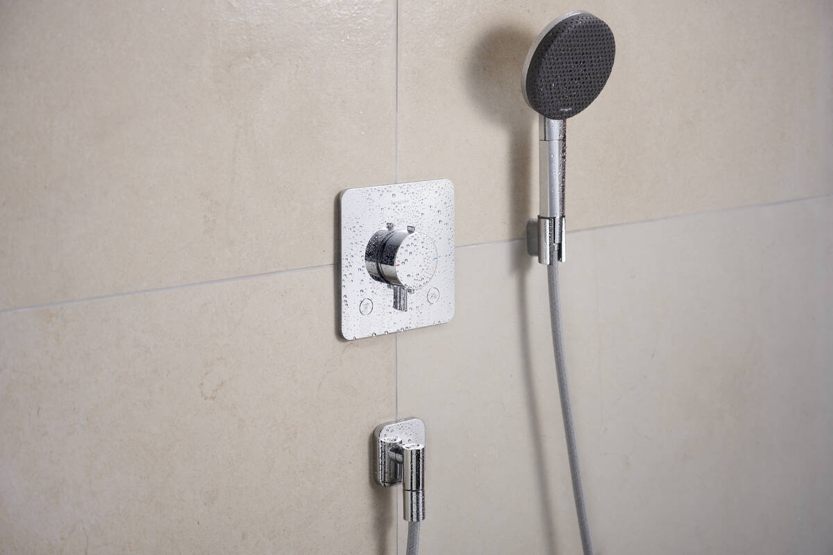 Hansgrohe Ecostat Comfort Q bateria wannowo-prysznicowa podtynkowa z termostatem chrom 33713000
