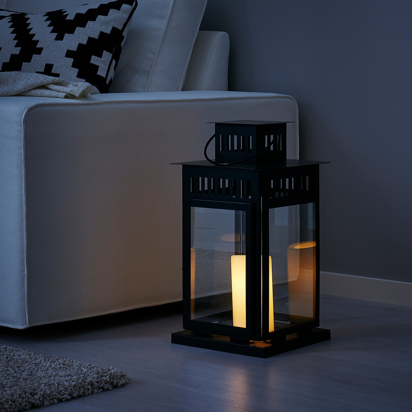IKEA BORRBY lampion, do wewnątrz/na zewnątrz czarny, 44 cm