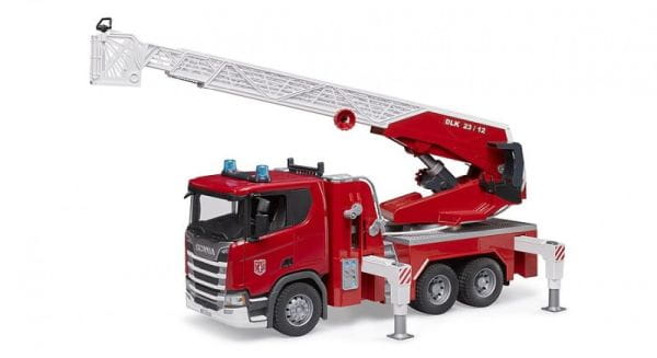 WÓZ STRAŻACKI SCANIA SUPER 560 U03591