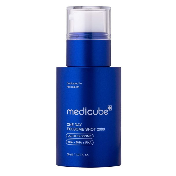 Medicube One Day Exosome Shot 2000 - Rewitalizujące serum z mikroigłami, 30ml