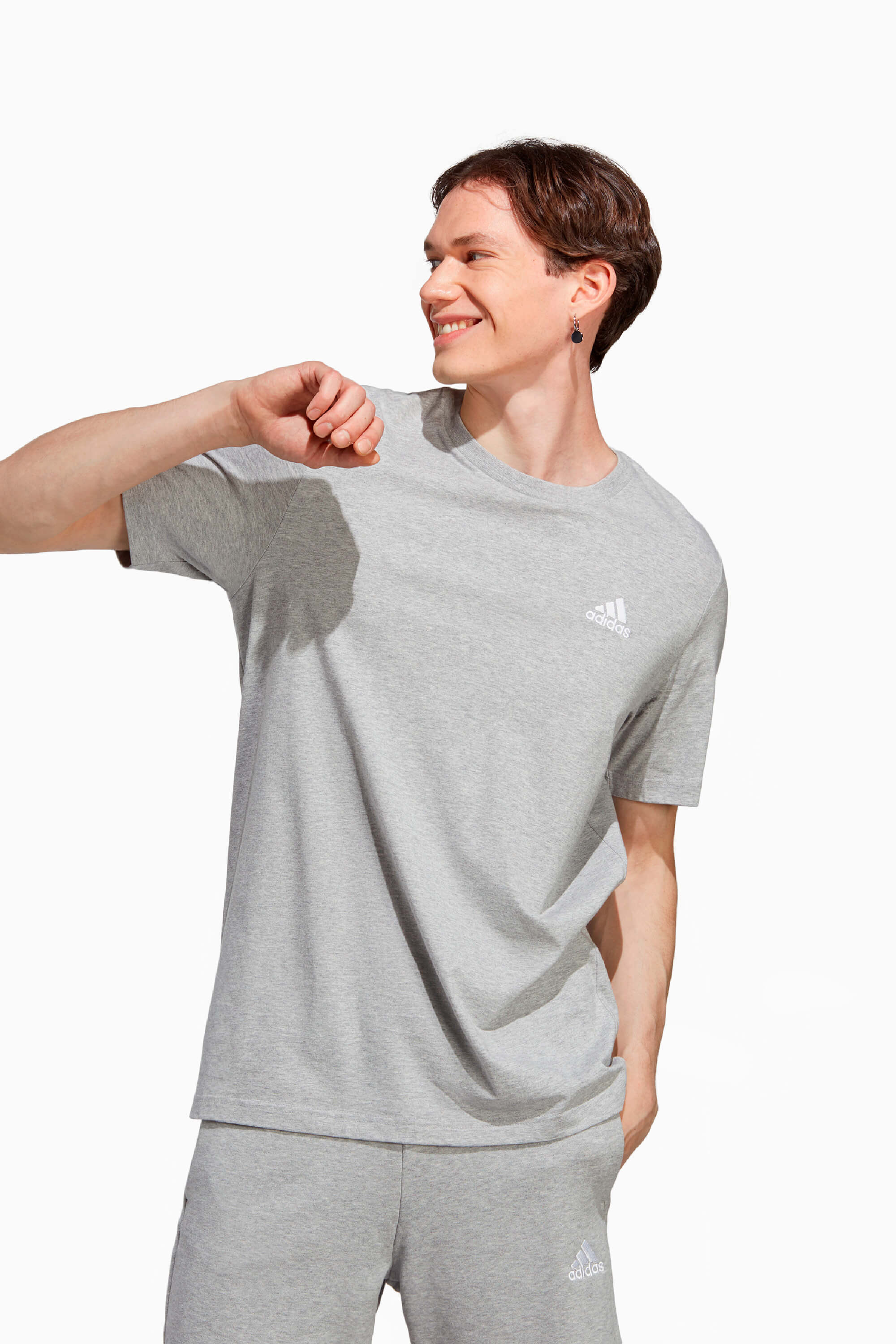 Koszulka adidas Essentials Single - Szary
