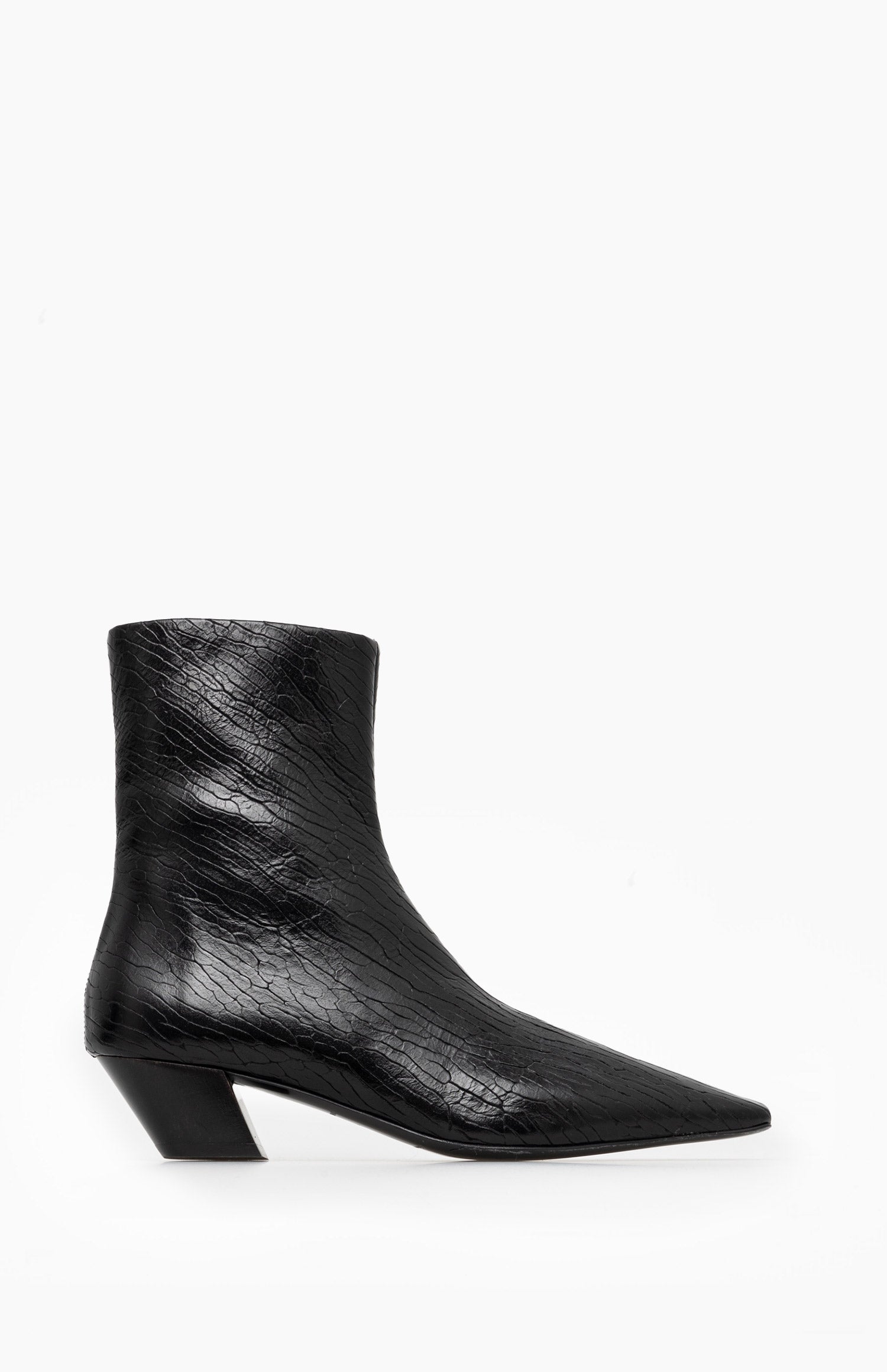 Skórzane botki damskie LANA SHARK BLACK 37 - Vanda Novak