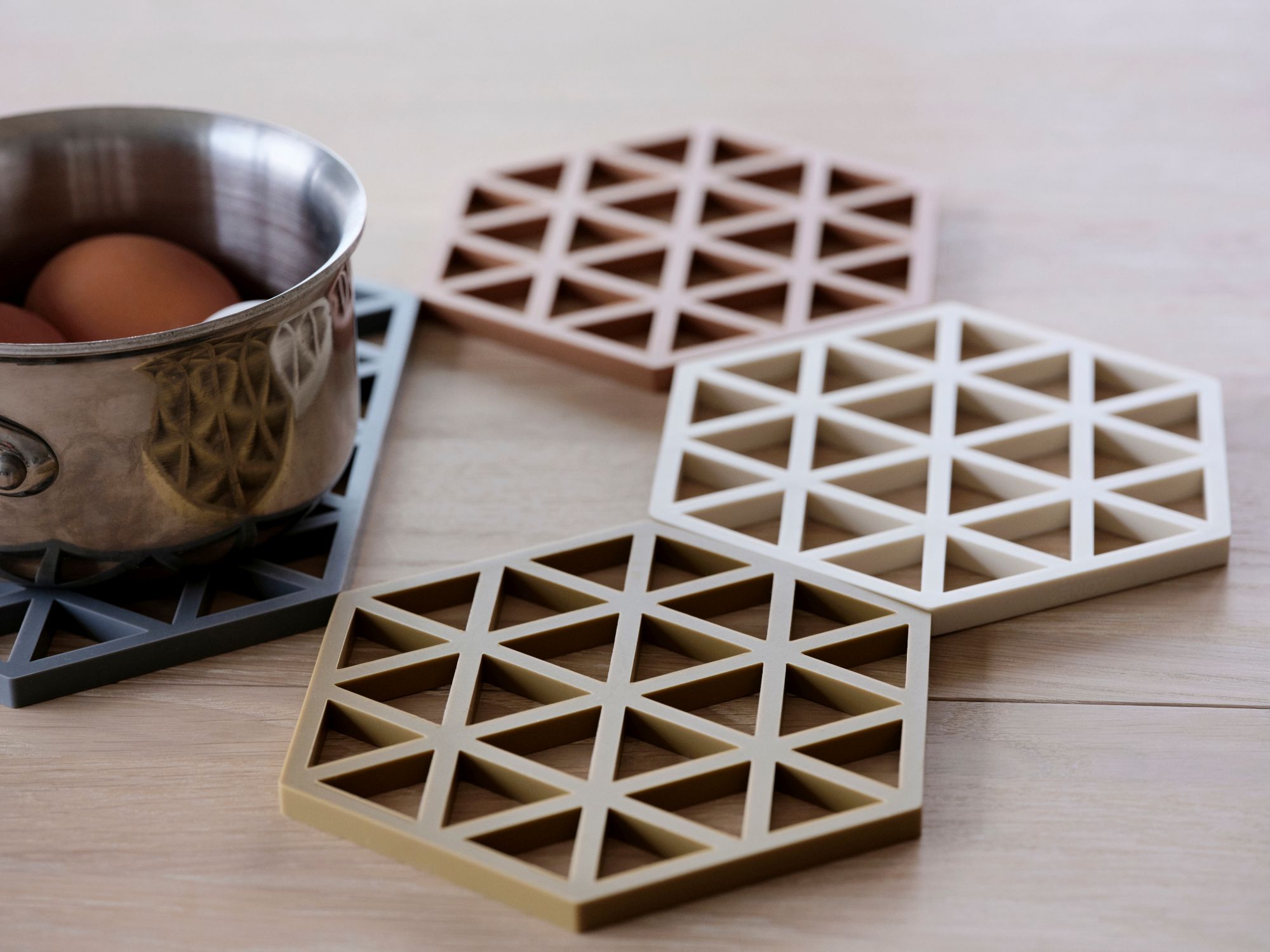 Zone Denmark Triangles podstawki kuchenne Khaki/Sand/Indigo 32706