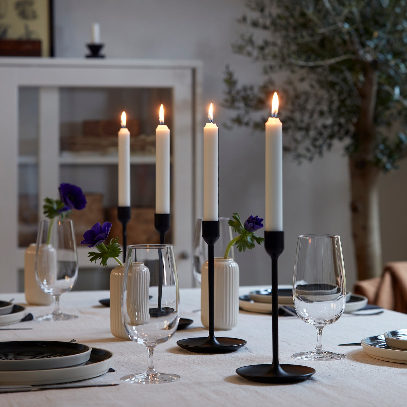 IKEA JUBLA bezzapachowa świeczka do kandelabra, biały, 19 cm
