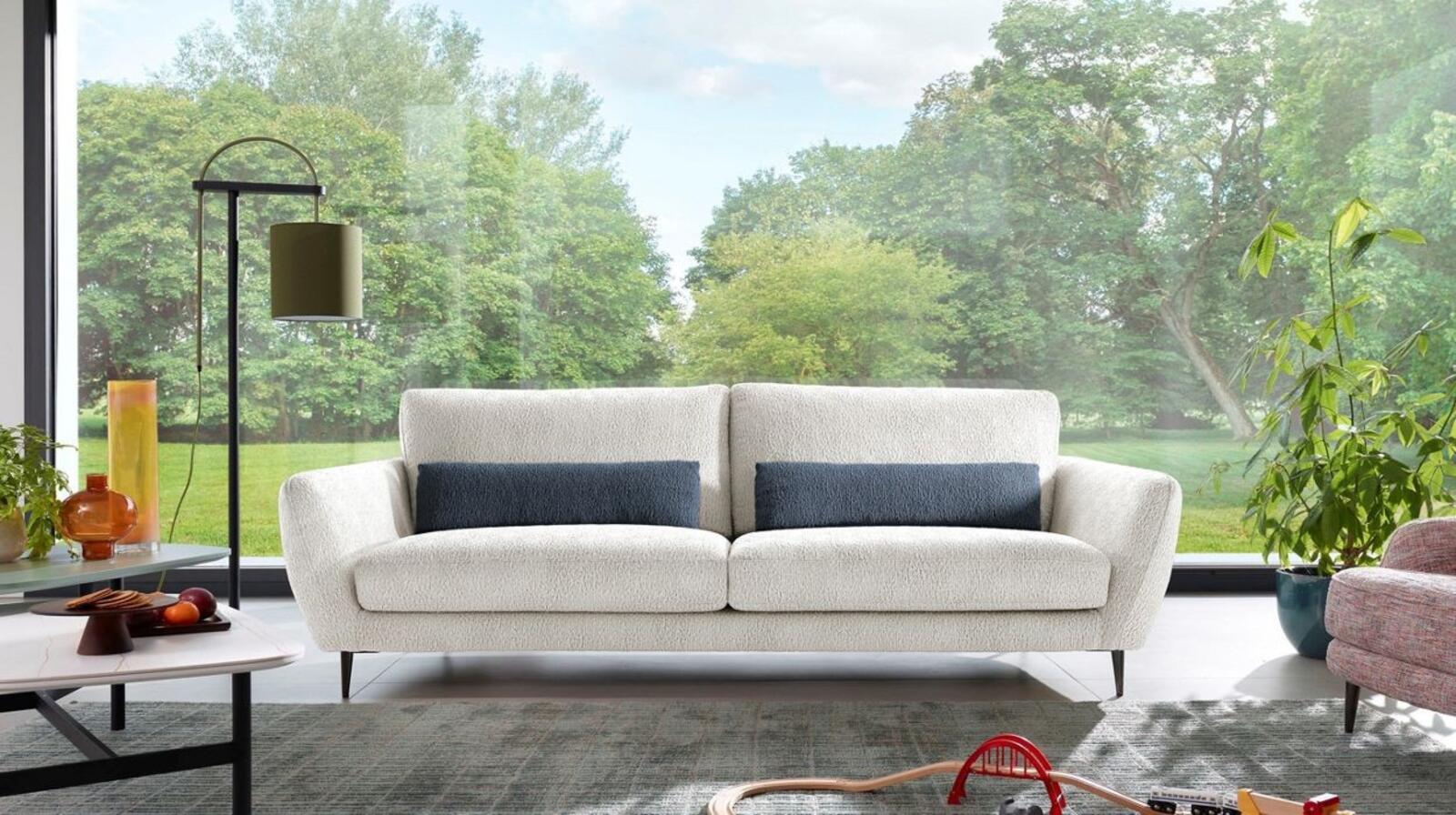 Sofa tapicerowana kremowa Saint Germain mała