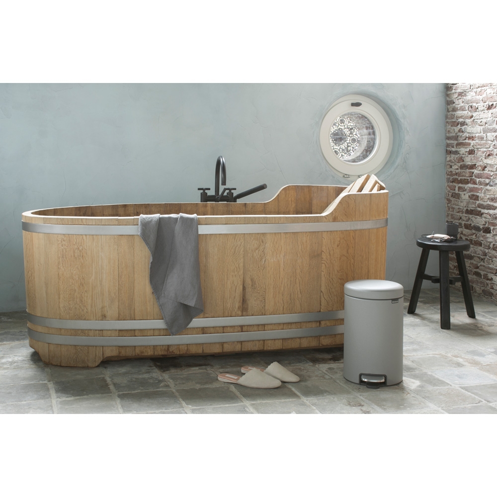 Brabantia NewIcon kosz na śmieci 12 l pedałowy szary 119149