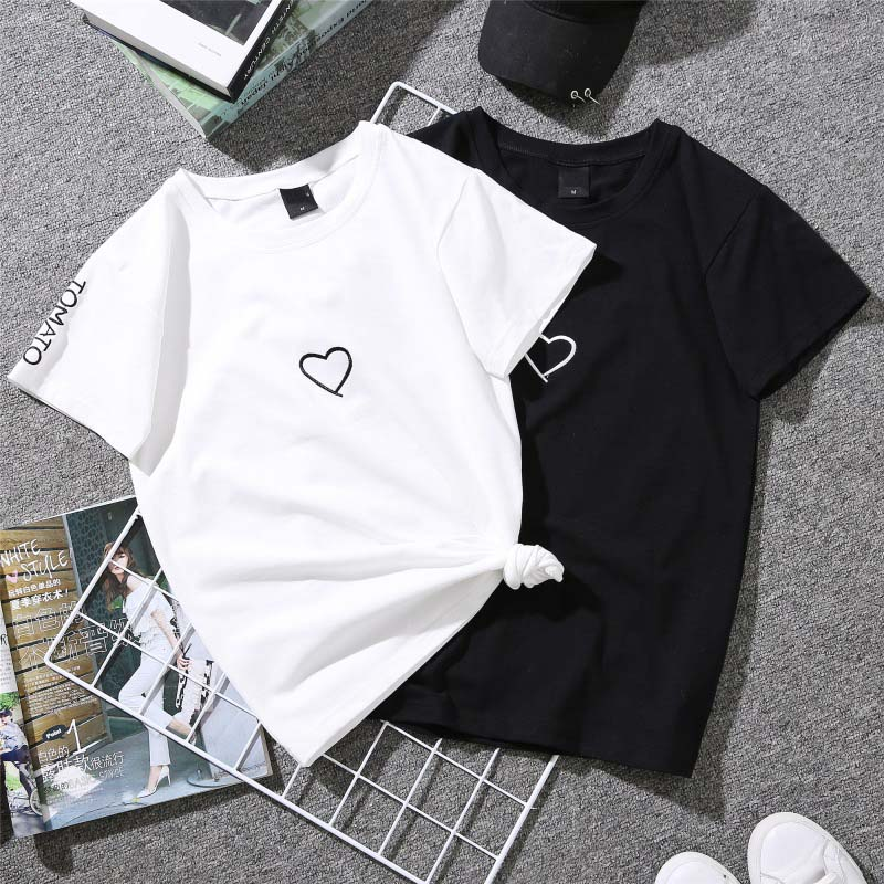 T-shirt damski z serduszkiem R021