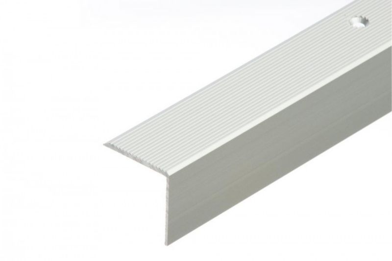 Profil schodowy ryflowany Cezar Srebrny 2000x30x30mm aluminium 1 szt.