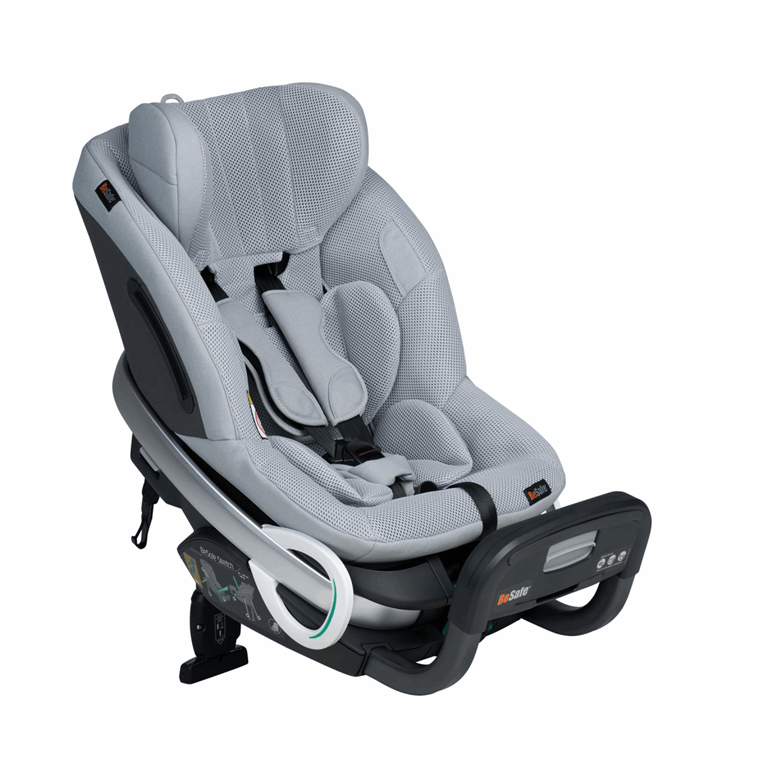 BeSafe Stretch - fotelik samochodowy dla dzieci od 61 do 125 cm wzrostu, do 36 kg-Peak Mesh