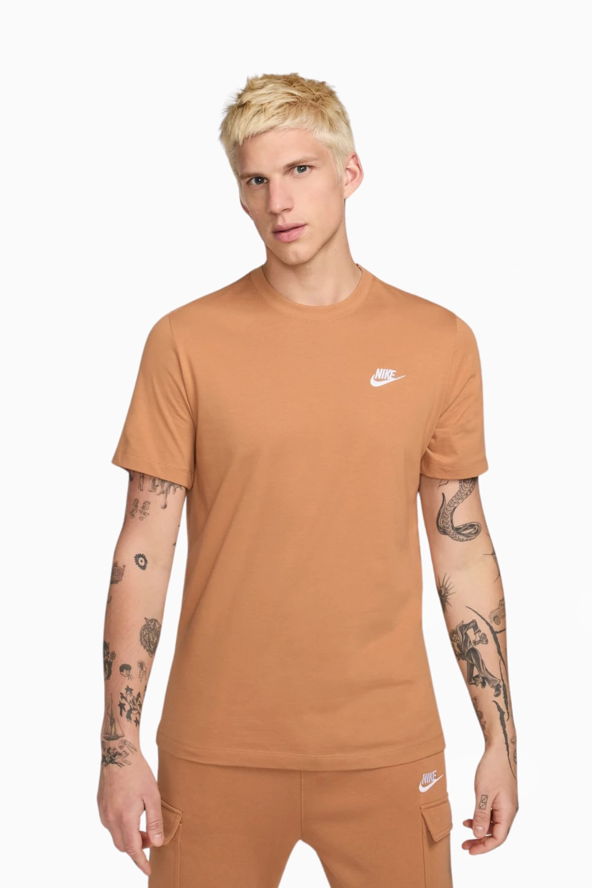 Koszulka Nike Sportswear Club - Brązowy