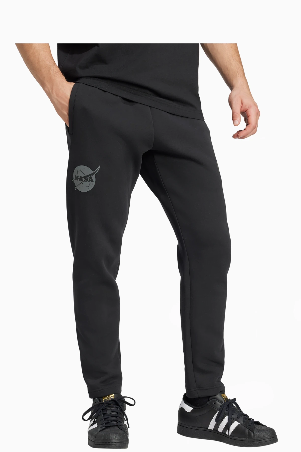 Spodnie adidas Juventus FC x NASA 24/25 Seasonal - Czarny