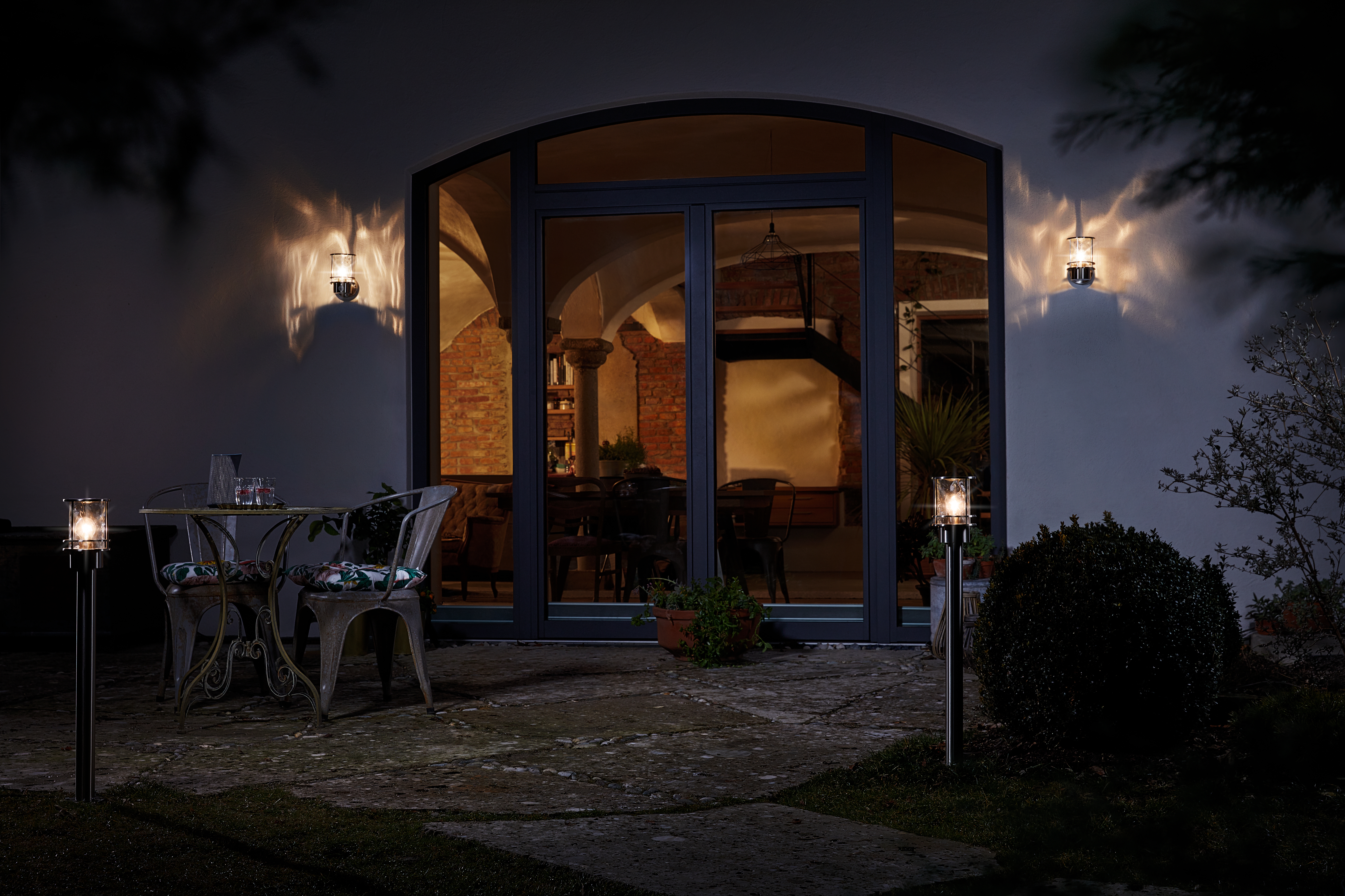 Ledvance Endura Classic Post Up kinkiet zewnętrzny 1x60W LED stal/przezroczysty