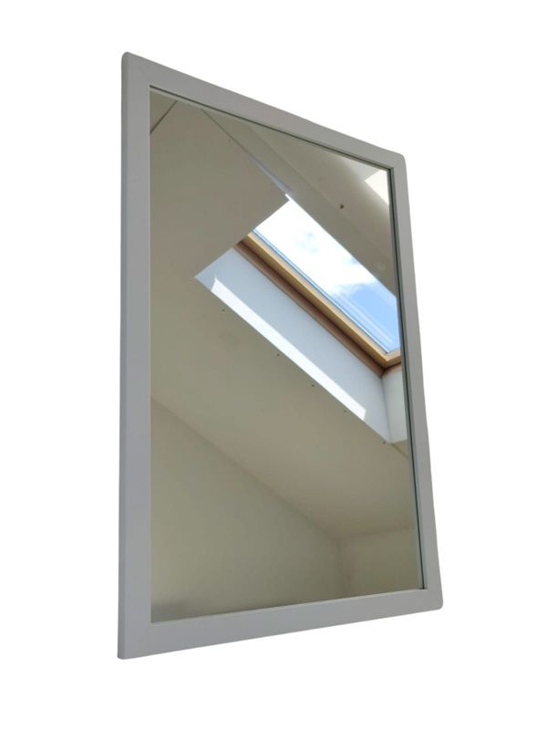 Lustro prostokątne z serii HIT Erama 40 x 60 cm w ramie białej 1szt.