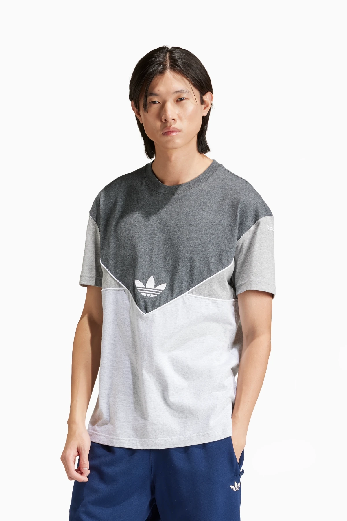 Koszulka adidas Adicolor Seasonal Archive - Szary