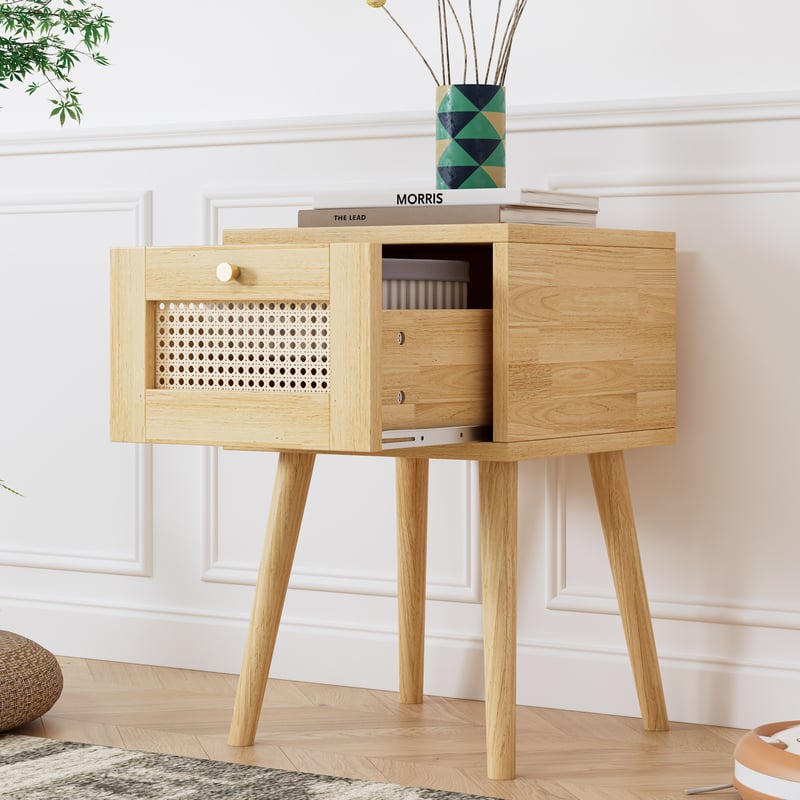 Klasyczny stolik nocny z pojedynczą szufladą, panel szuflady z rattanu, uchwyt złoty, płyta wiórowa, rattan PE, naturalny
