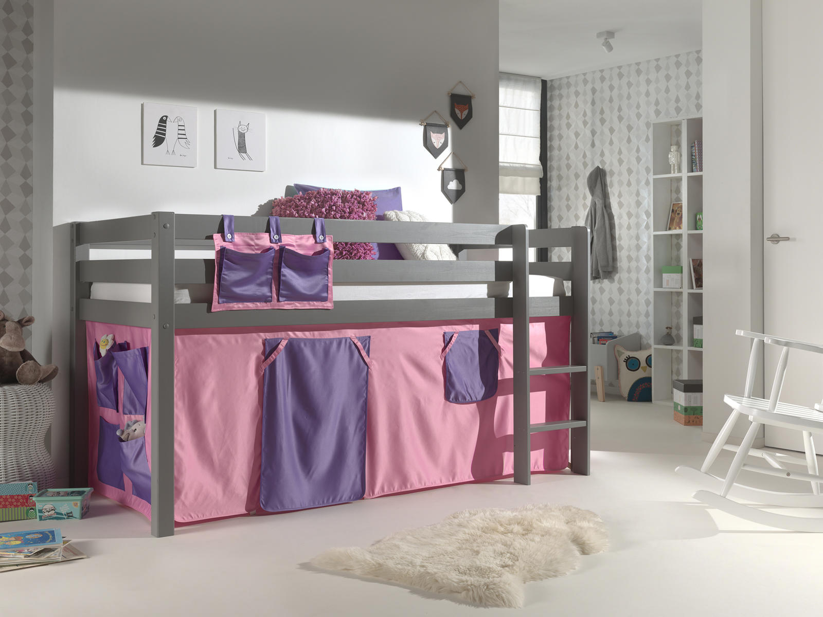 Łóżko dziecięce z litego drewna Bella - Pino grey